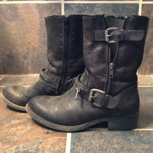 Woman’s Volatile Black Leather Boots